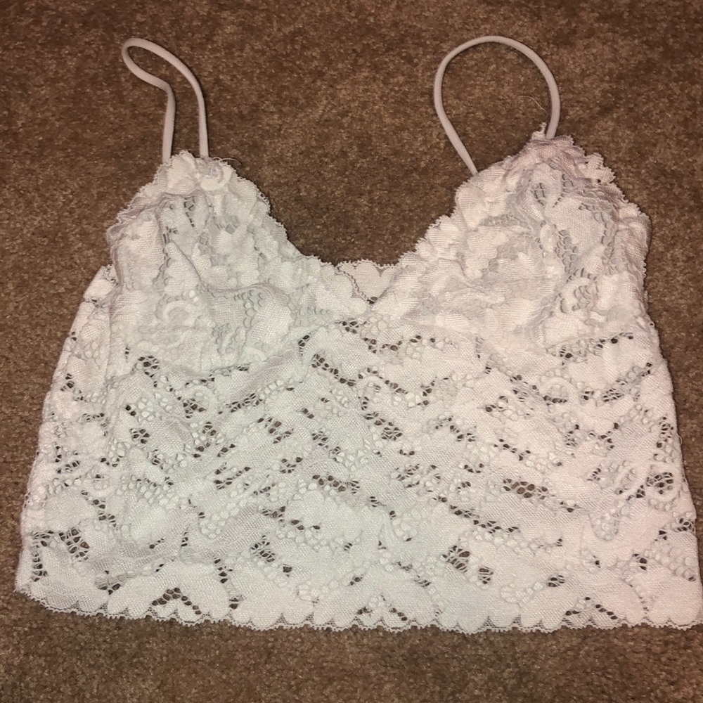 White crop top